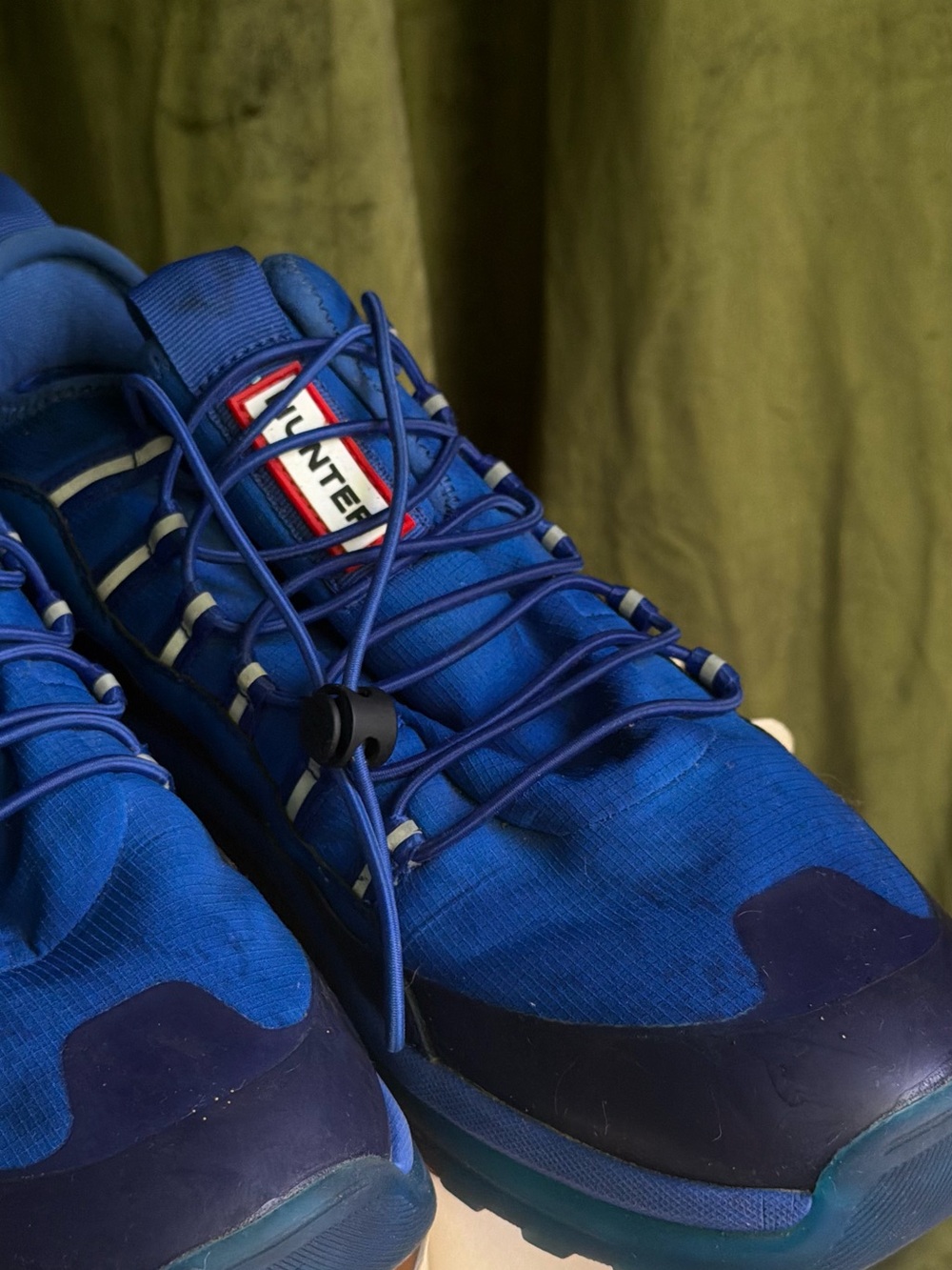 Hunter women’s Blue Athletic Rain Trail Sneakers - Picture 5 of 7